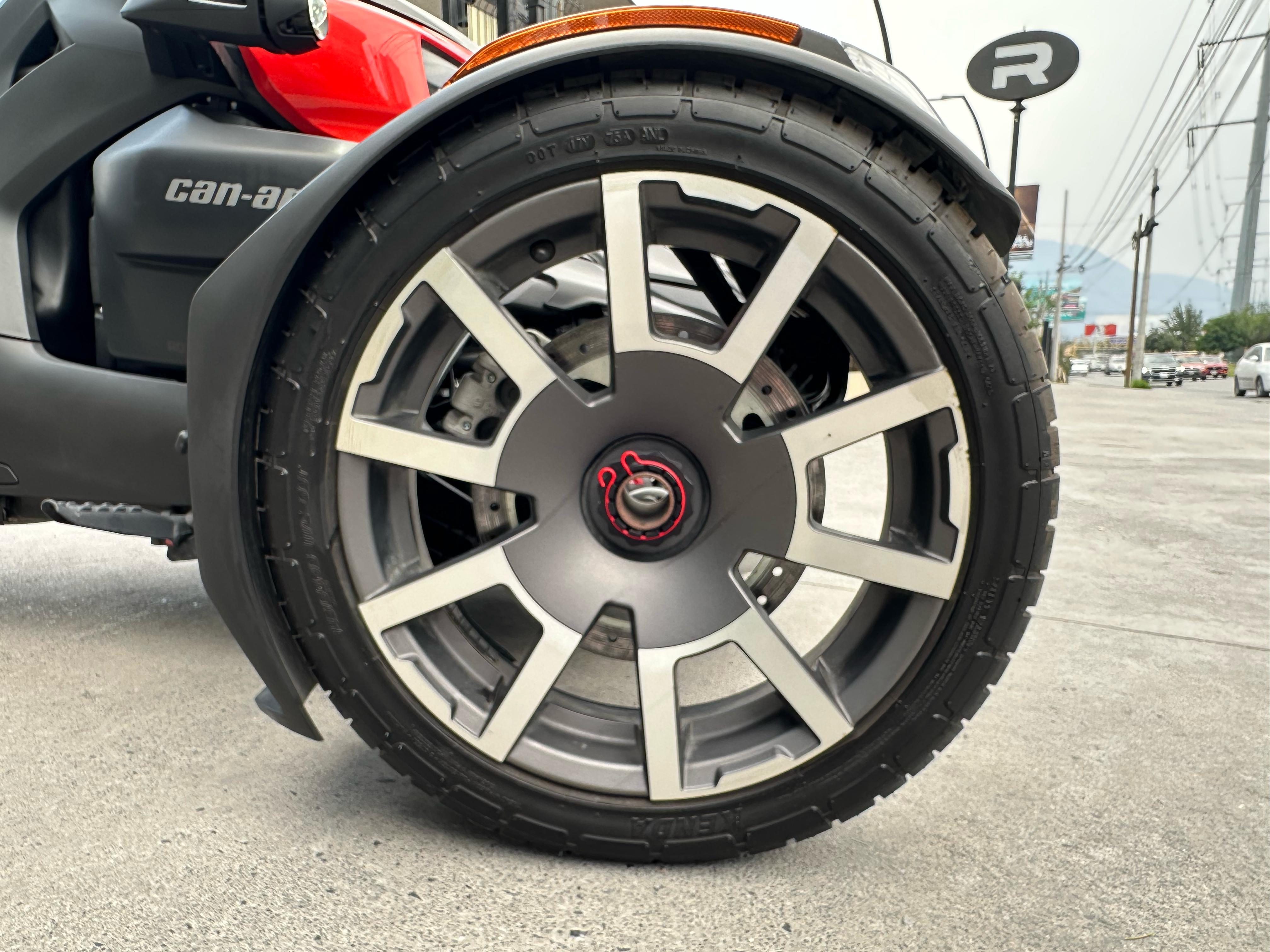 Can-am Ryker 900 RAL